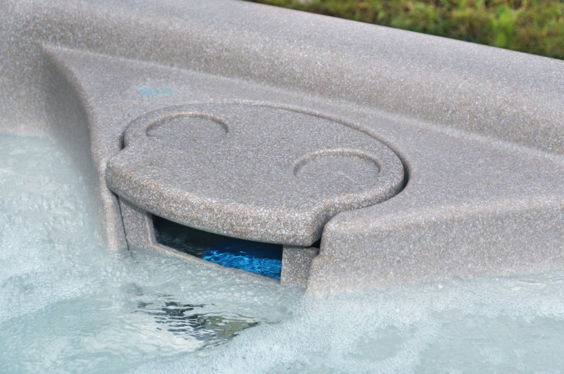 InnovaSpa Urbania Spa 4Person Plug and Play 16Jet Hot Tub with LED