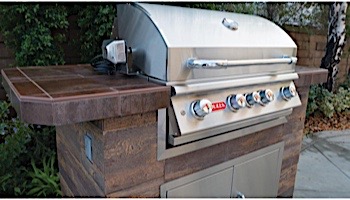 Bull Barbecue Angus 30" 4-Burner Stainless Steel Built-In Propane Grill with Lights | 47628