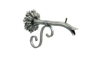 Black Oak Foundry Small Courtyard Spout with Bordeaux | Antique Brass / Bronze Finish | S7584-AB