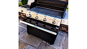 SABER 670 Black Cast Infrared 4-Burner Stainless Steel Free Standing Propane Gas Grill | R67CC1117