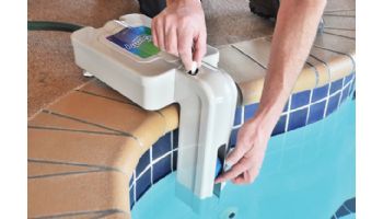The Pool Sentry Over the Deck Water Leveler | M-3000