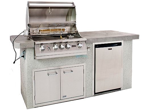 Lion Premium Grill Islands Advanced Q with Rock and Brick Natural Gas | 90108NG