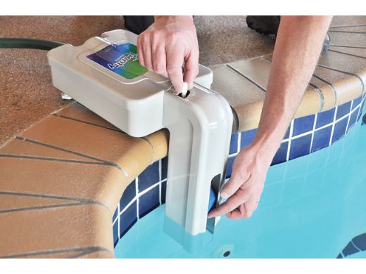 The Pool Sentry Over the Deck Water Leveler | M-3000
